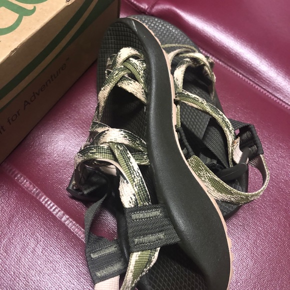 Chacos - Picture 2 of 3